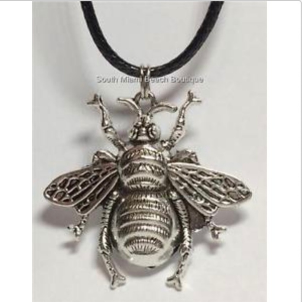 Silver Queen Bumble Bee Necklace 19" Burnished